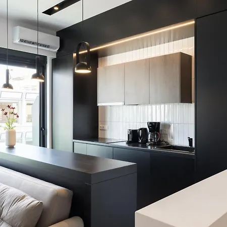 Voda Luxury #501 - Acropolis View Rooftop Apartment *